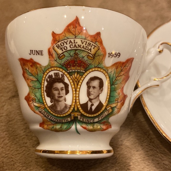 Regency bone china. Queen Elizabeth II Royal visit to Canada June 1959 - Picture 1 of 5